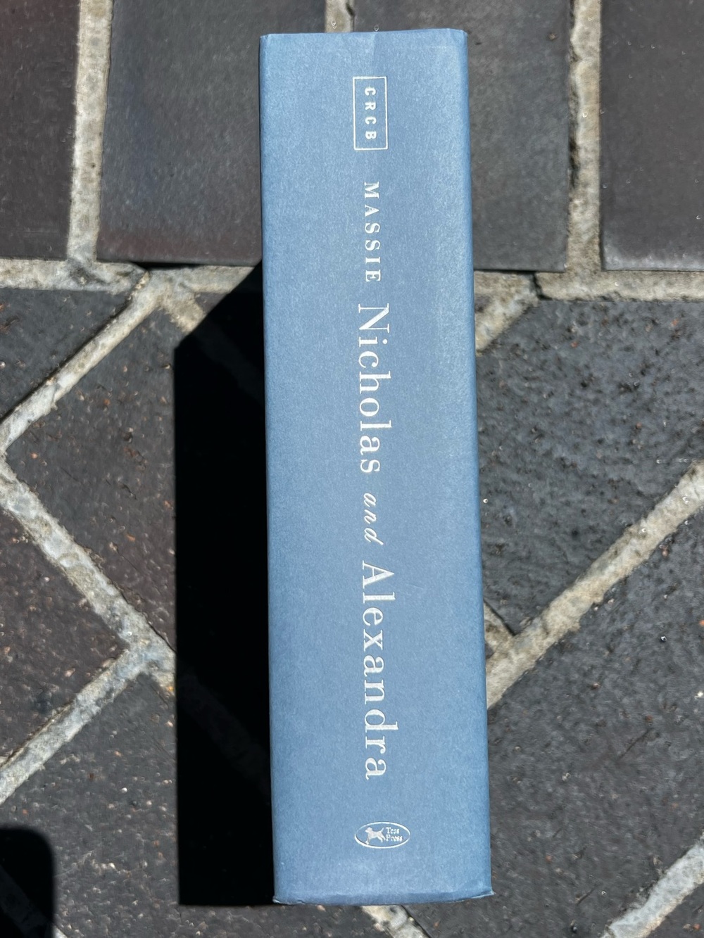 Hardcover Book Nicholas and Alexandra by Robert K. Massie